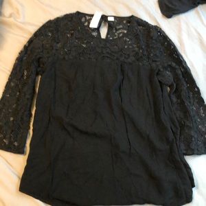 Lace sleeve shirt